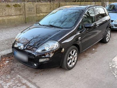 Gebraucht Fiat Punto 105 PS (77 kW) 2012 Schwarz Kleinwagen