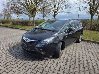 Second-hand Opel Zafira Tourer Innovation 165 CP (121 kW) 2014 Negru Monovolum
