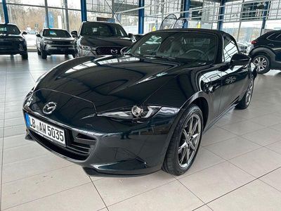 Neu Mazda MX5 Exclusive-Line 132 PS (97 kW) 2025 Schwarz Cabrio