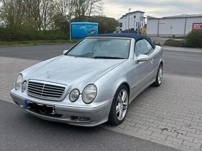 Second-hand Mercedes CLK320 218 CP (160 kW) 2000 Gri Cabrio
