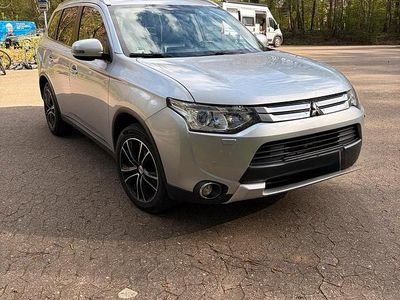 Occasion Mitsubishi Outlander 150 PK (110 kW) 2014 Zilver SUV