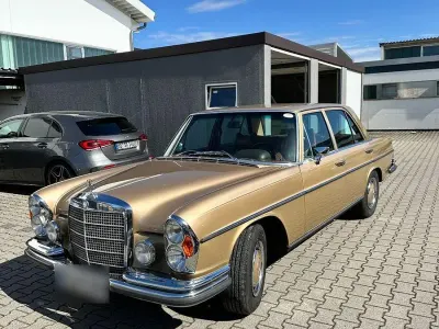 Brugt Mercedes 280 140 HK (102 kW) 1971 Guld Sedan