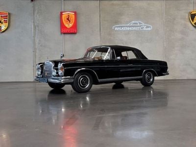 Gebraucht Mercedes 300 SE 170 PS (125 kW) 1964 Schwarz Cabrio