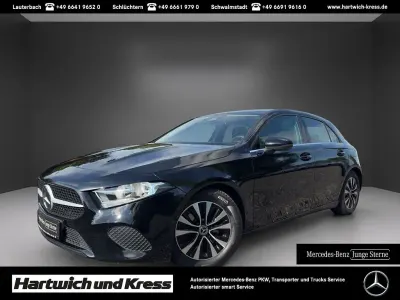 Gebraucht Mercedes A180 136 PS (100 kW) 2023 Nachtschwarz  unilack Limousine