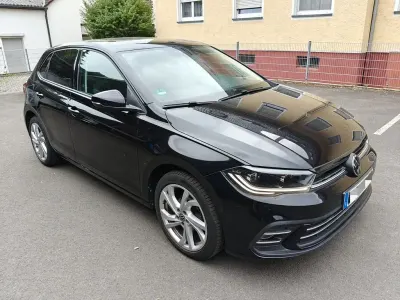 Gebraucht VW Polo Style 95 PS (69 kW) 2023 Schwarz Kleinwagen