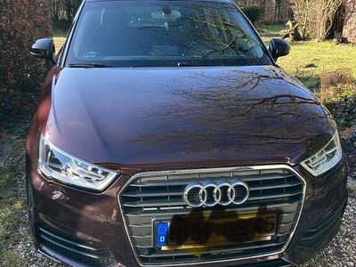 Gebraucht Audi A1 Sportback Sport 125 PS (91 kW) 2015 Rot Kleinwagen