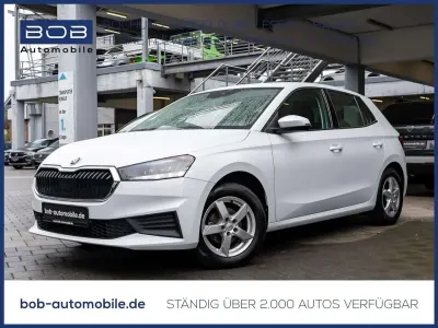 Gebraucht Skoda Fabia 95 PS (69 kW) 2022 Weiß Kleinwagen