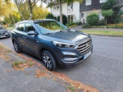 Gebraucht Hyundai Tucson Select 132 PS (97 kW) 2018 Grau SUV