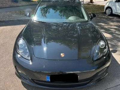 Gebraucht Porsche Panamera 250 PS (183 kW) 2011 Schwarz Kleinwagen