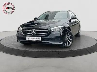Używany Mercedes E300 306 KM (225 kW) 2021 Czarny Kombi