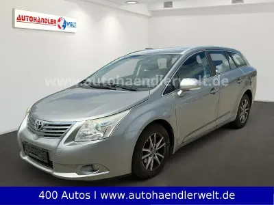 Gebraucht Toyota Avensis 147 PS (108 kW) 2011 Grau Kombi