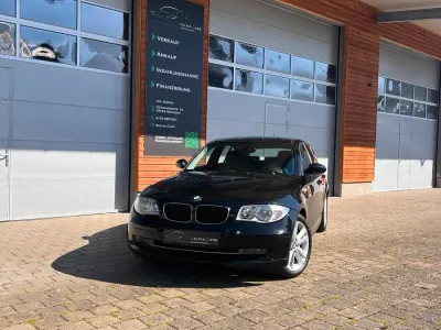 Gebraucht BMW 116 M Sport 122 PS (89 kW) 2009 Schwarz Kleinwagen