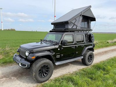 Second-hand Jeep Wrangler Sahara 272 CP (200 kW) 2020 Negru SUV