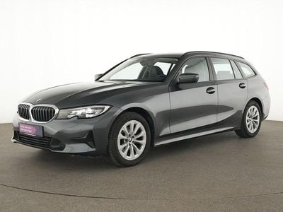 Mineralgrau Gebraucht 2021 BMW 320 Sport Line Kombi | 27.498 € (Guter Preis)