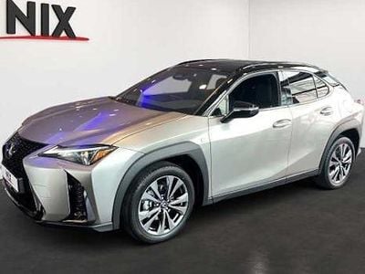 Silber Gebraucht 2024 Lexus UX 300h Sport Design Packet SUV | 39.900 € (Fairer Preis)