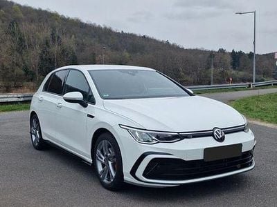 Gebraucht VW Golf VIII R-line 131 PS (96 kW) 2023 Weiß Limousine