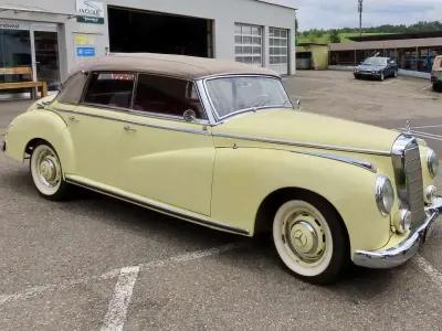 Gebraucht Mercedes 300 179 PS (131 kW) 1953 Gelb Cabrio