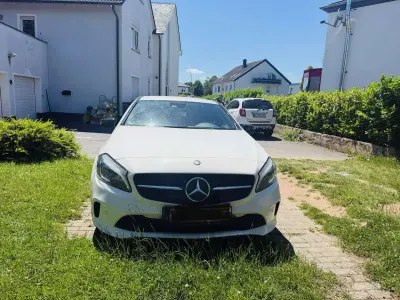 Gebraucht Mercedes A180 Edition 109 PS (80 kW) 2017 Kleinwagen