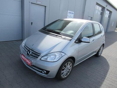Usata Mercedes A180 Elegance 110 CV (80 kW) 2010 Argento Monovolume