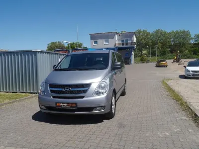 Gebraucht Hyundai H-1 Comfort 170 PS (125 kW) 2013 Grau Van / Kleinbus