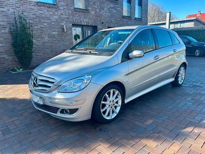 Gebraucht Mercedes B170 115 PS (84 kW) 2007 Silber Van / Kleinbus