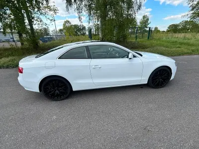 Gebraucht Audi A5 211 PS (155 kW) 2011 Weiß Coupé
