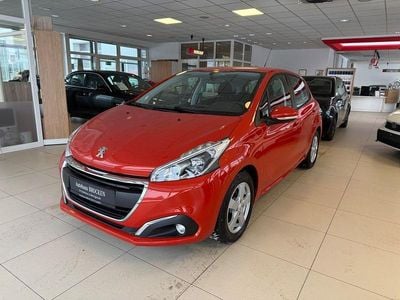 Gebraucht Peugeot 208 Active 82 PS (60 kW) 2016 Orange Kleinwagen