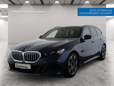 Blau Gebraucht 2024 BMW 520 Comfort Edition Kombi | 45.400 € (Superpreis)