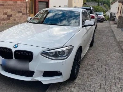 Gebraucht BMW 116 M Sport 116 PS (85 kW) 2015 Weiß Kleinwagen