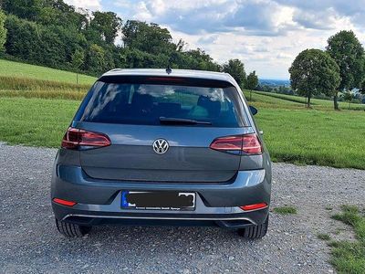 Gebraucht VW Golf VII Join 150 PS (110 kW) 2018 Grau Limousine