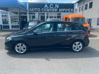 Gebraucht Mercedes B200 136 PS (100 kW) 2018 Schwarz Kleinwagen