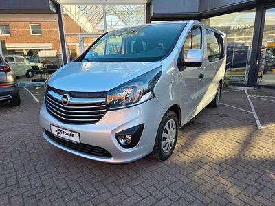 Silber Gebraucht 2018 Opel Vivaro Van / Kleinbus | 18.450 € (Etwas zu teuer)