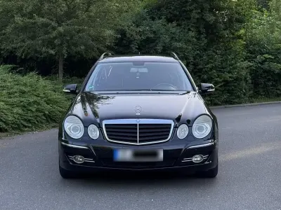 Gebraucht Mercedes E280 Avantgarde 264 PS (194 kW) 2008 Schwarz Kombi