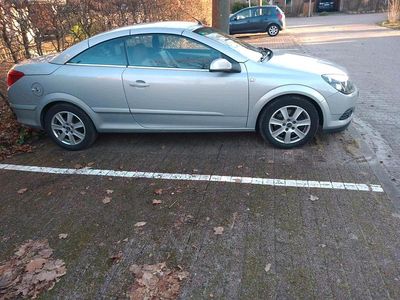 Gebraucht Opel Astra Cabriolet 150 PS (110 kW) 2006 Silber Cabrio