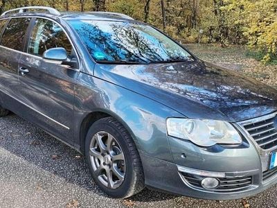 Gebraucht VW Passat Highline 122 PS (89 kW) 2009 Islandgrau Kombi