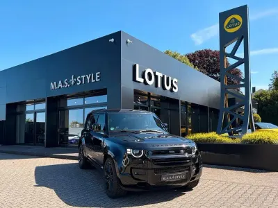 Gebraucht Land Rover Defender HSE Dynamic 351 PS (258 kW) 2026 Santorini black SUV