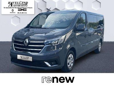Gebraucht Renault Trafic Life 150 PS (110 kW) 2024 Städtisches grau Van / Kleinbus