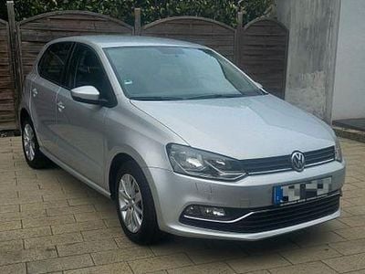 Käytetty VW Polo Comfortline 60 HP (44 kW) 2017 Hopea Sedan