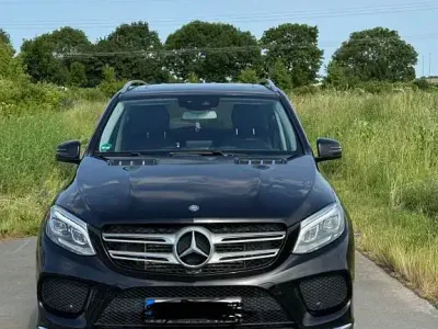 Gebraucht Mercedes GLE350 AMG line 258 PS (189 kW) 2016 Schwarz SUV