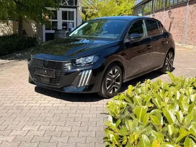 Gebraucht Peugeot 208 Allure 101 PS (74 kW) 2025 Schwarz Kleinwagen