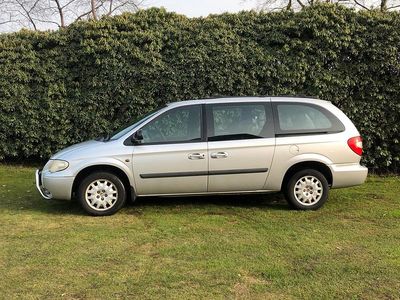 Gebraucht Chrysler Voyager 150 PS (110 kW) 2004 Silber Van / Kleinbus