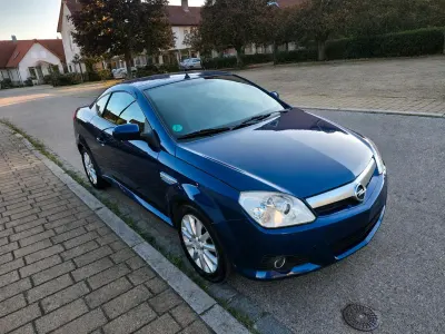 Gebraucht Opel Tigra 90 PS (66 kW) 2005 Blau Cabrio