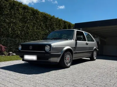 Gebraucht VW Golf II 69 PS (50 kW) 1990 Silber Kleinwagen