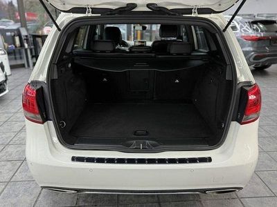 Usata Mercedes B180 Urban 109 CV (80 kW) 2016 Bianco Monovolume