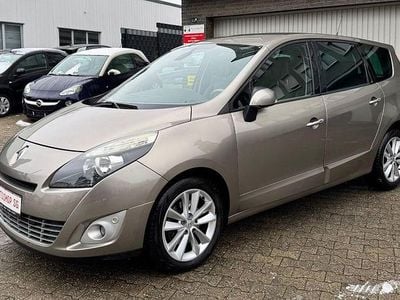 Grau Gebraucht 2010 Renault Scénic III Dynamique Van / Kleinbus | 3.490 € (Guter Preis)