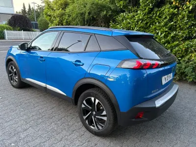 Gebraucht Peugeot 2008 Allure 131 PS (96 kW) 2021 SUV