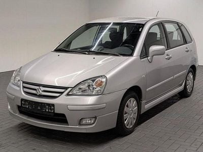 Suzuki Liana