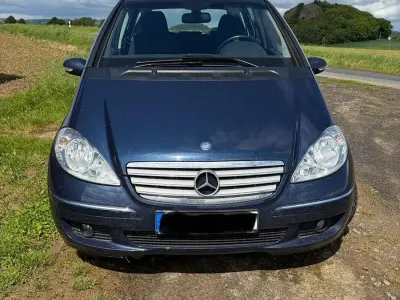 Gebraucht Mercedes A180 Elegance 109 PS (80 kW) 2006 Blau Van / Kleinbus