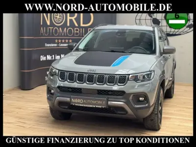 Gebraucht Jeep Compass Trailhawk 241 PS (177 kW) 2021 Grau SUV