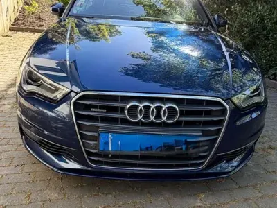 Gebraucht Audi A3 Cabriolet Ambiente 150 PS (110 kW) 2016 Blau Cabrio